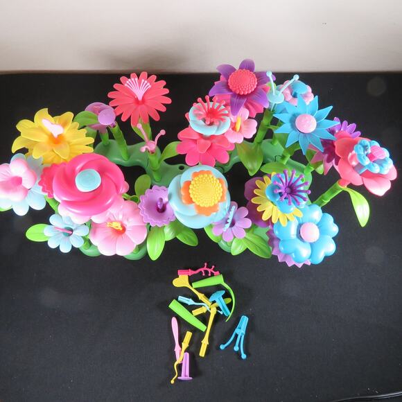 Children's Buildable Flower Toy Set - Educational STEM Garden Playset 133 PC - Picture 13 of 15